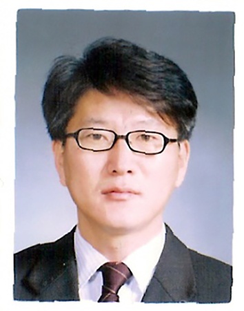 김동욱 사진